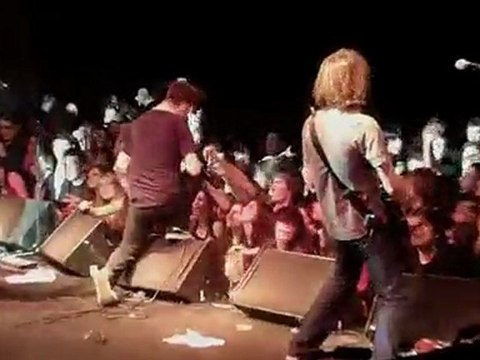 AqME - Le Culte du Rien (live)