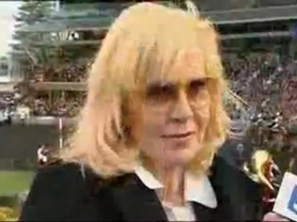 Sylvie Vartan -Grand prix d'Amérique (31.01.10)