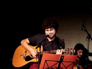 MANOS DE TOPO - ES FEO (DIRECTO)