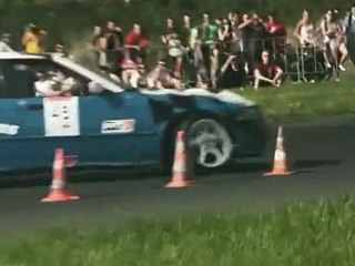 The Prodigy - Run With the Wolves