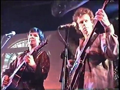 The Dartz Toyvo (Guerre, guerre, vente, vent)