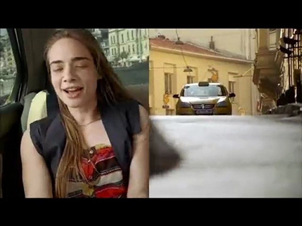 Turkcell - Görüntülü Görüşme (2 Kız Kardeş)