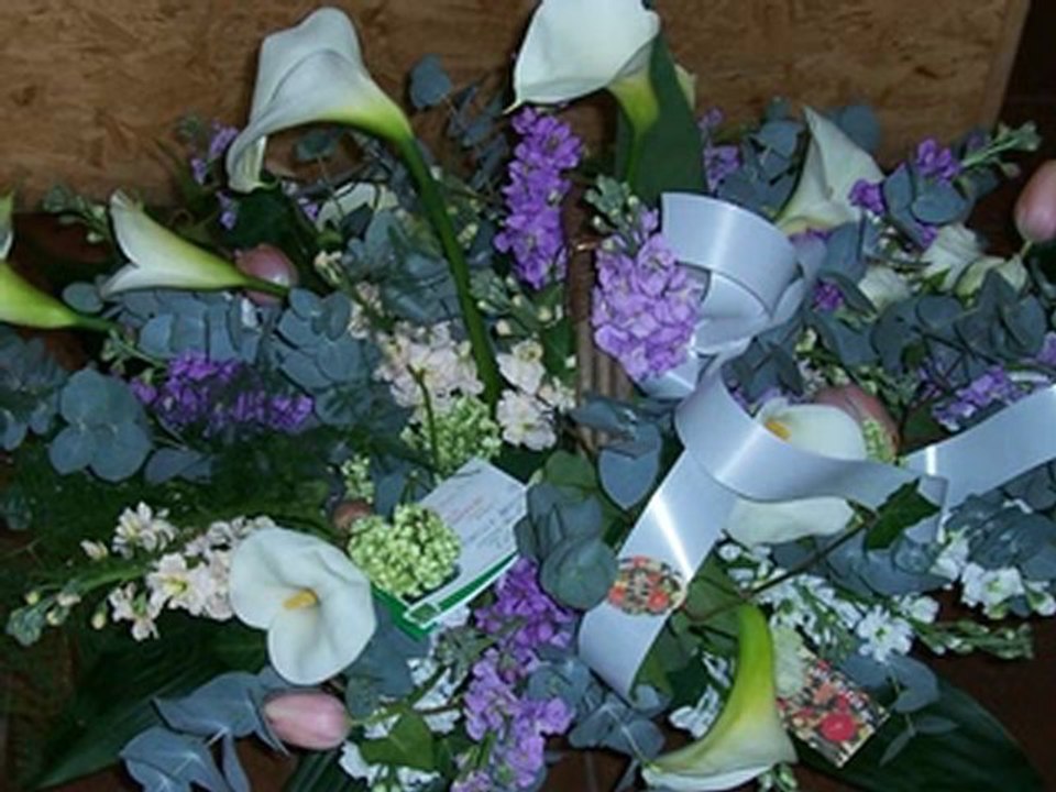 fleurs-bouquets décorations de salles livraison fleurs 13-84