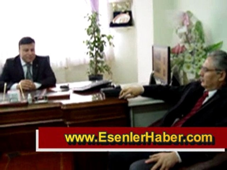 Esenler Kaymakami Madenoglu Saadet Partisini ziyaret etti