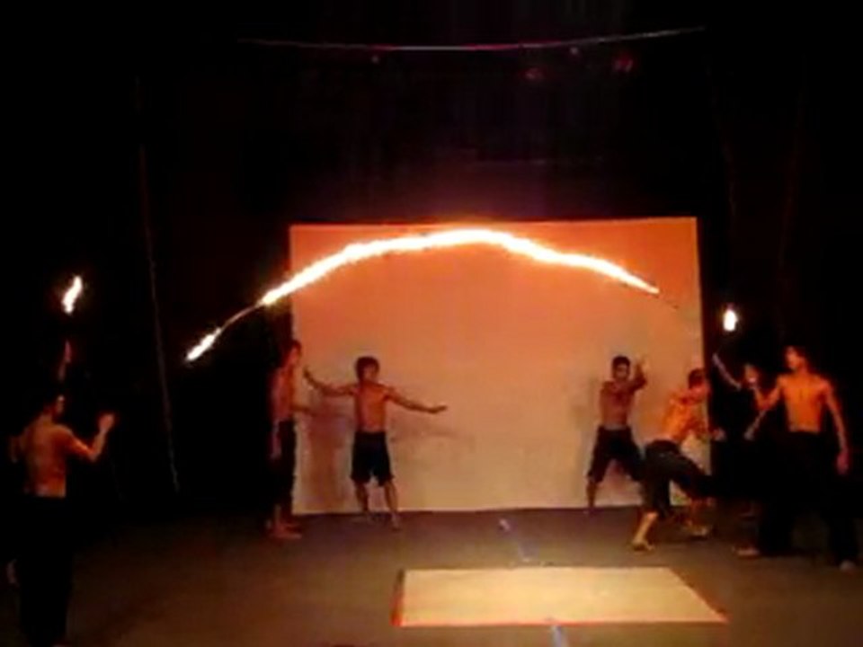 cirque cambodgien pour l'afs