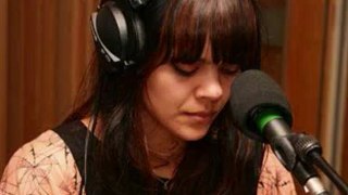 Bat For Lashes - Use Somebody (Kings Of Leon Cover)