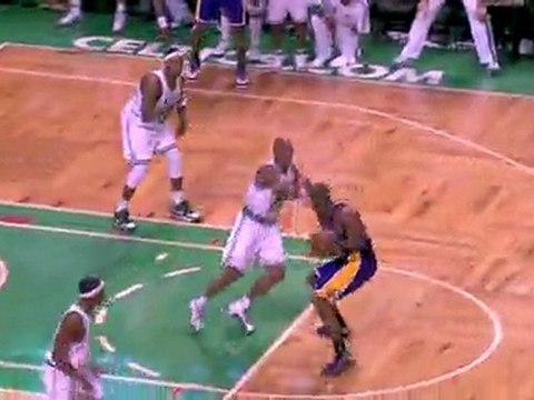 Kobe Bryant hits the shot to give the Lakers the lead for go