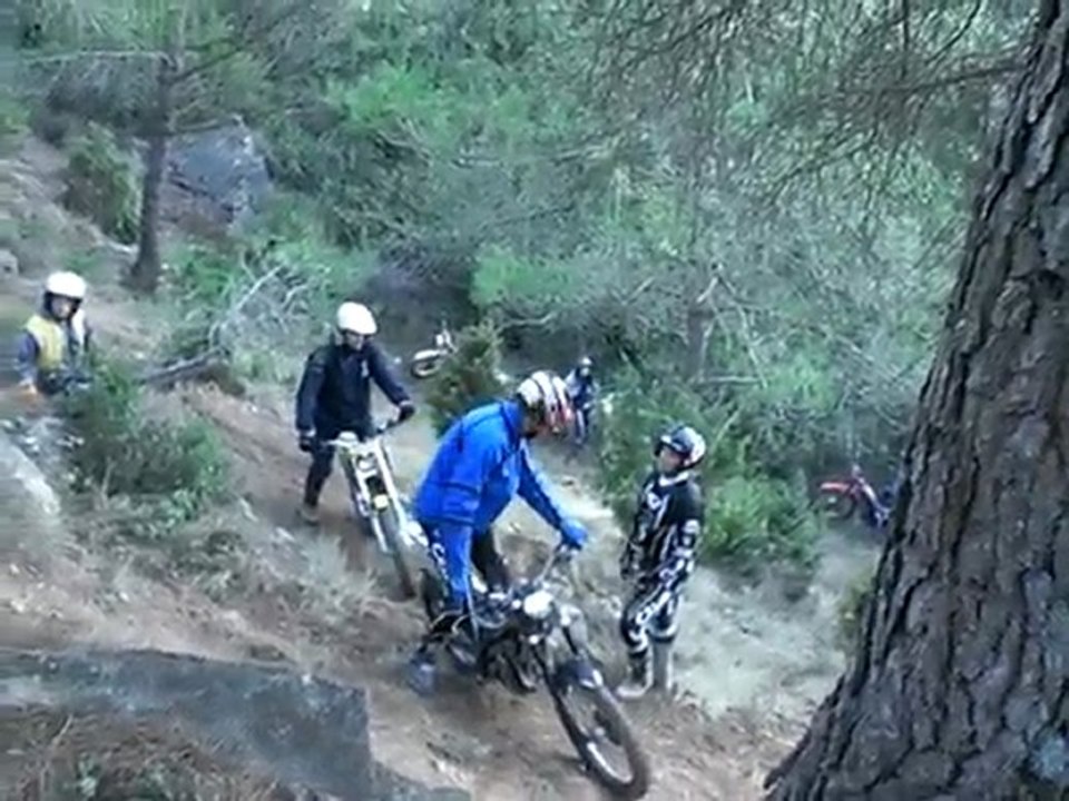 CIMG0972 moto trial à fonties.