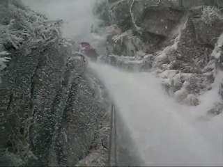 Pyramid Gully Spindrift - Black Ladders