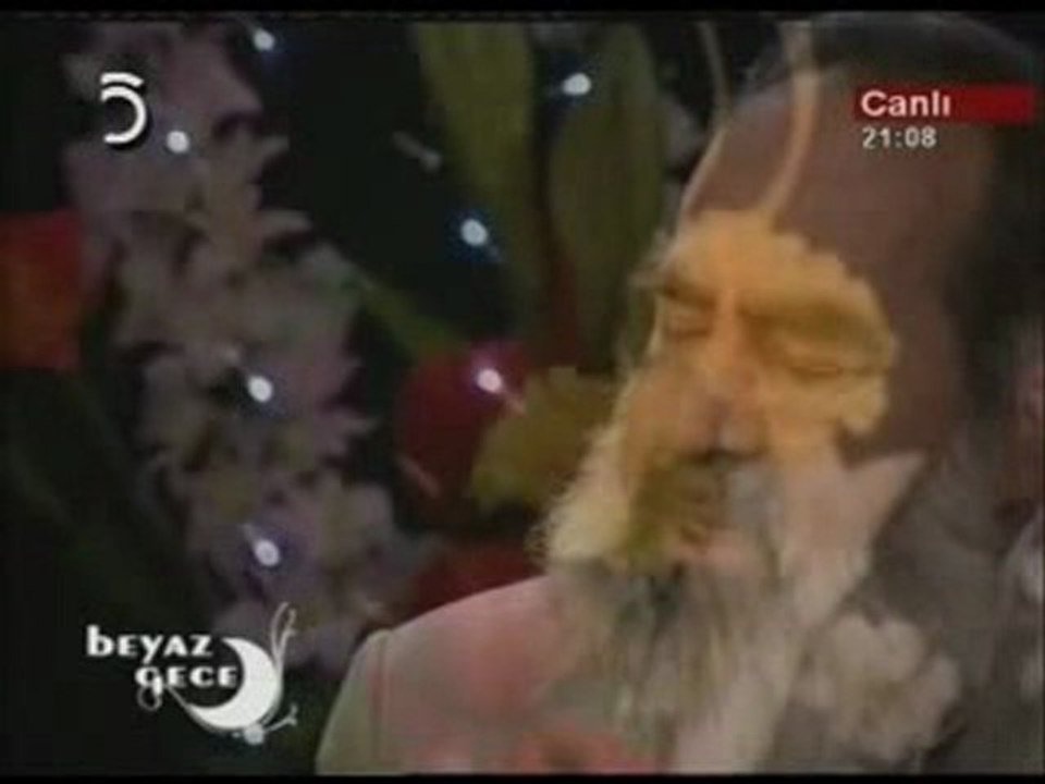 Tek sevdamız sensın ya Resullallah