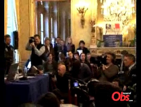 Idendité nationale:'Monsieur Besson, qu'avez-vous appris?'