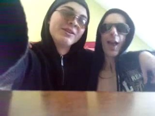 mwa et maxou en mode chant