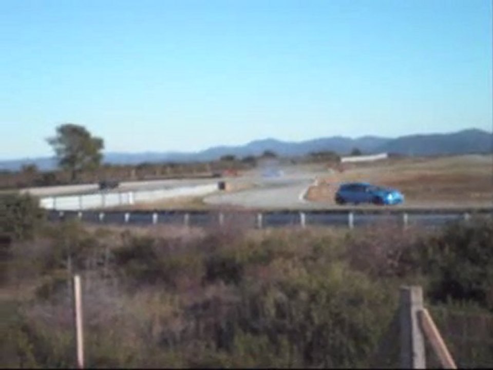 prelude H22 (jari1322) vs 206 RC (minet413) le luc 31.01.10