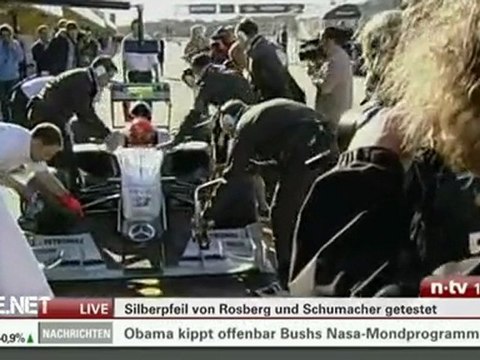 F1 2010 Valencia Test Day 1 - Michael Schumacher Mercedes