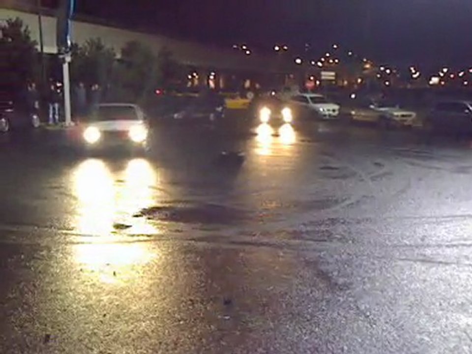 drift burn bmw 325i cab le vendredi au carre senart part1