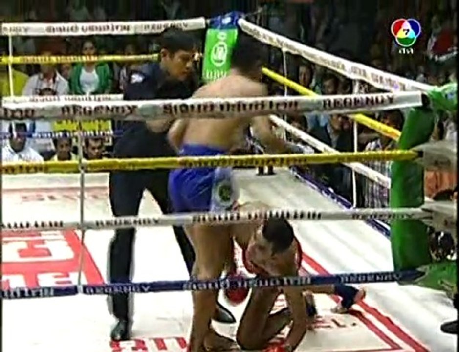 Sofian Seboussi vs Pompet Sitkukom Channel 7, Thailande