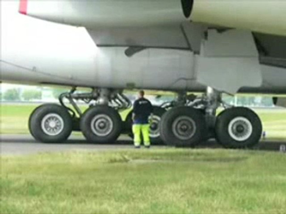 Chemtrails Traces dans le ciel - Ce qu_il faut savoir