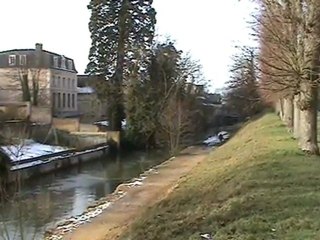 Les fossés de la cité de Verneuil.