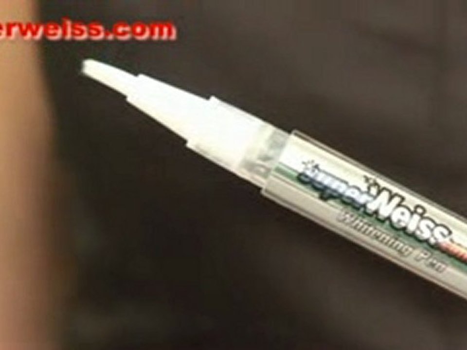 Super weisse Zähne mit dem Superweiss.com-Whitening Pen