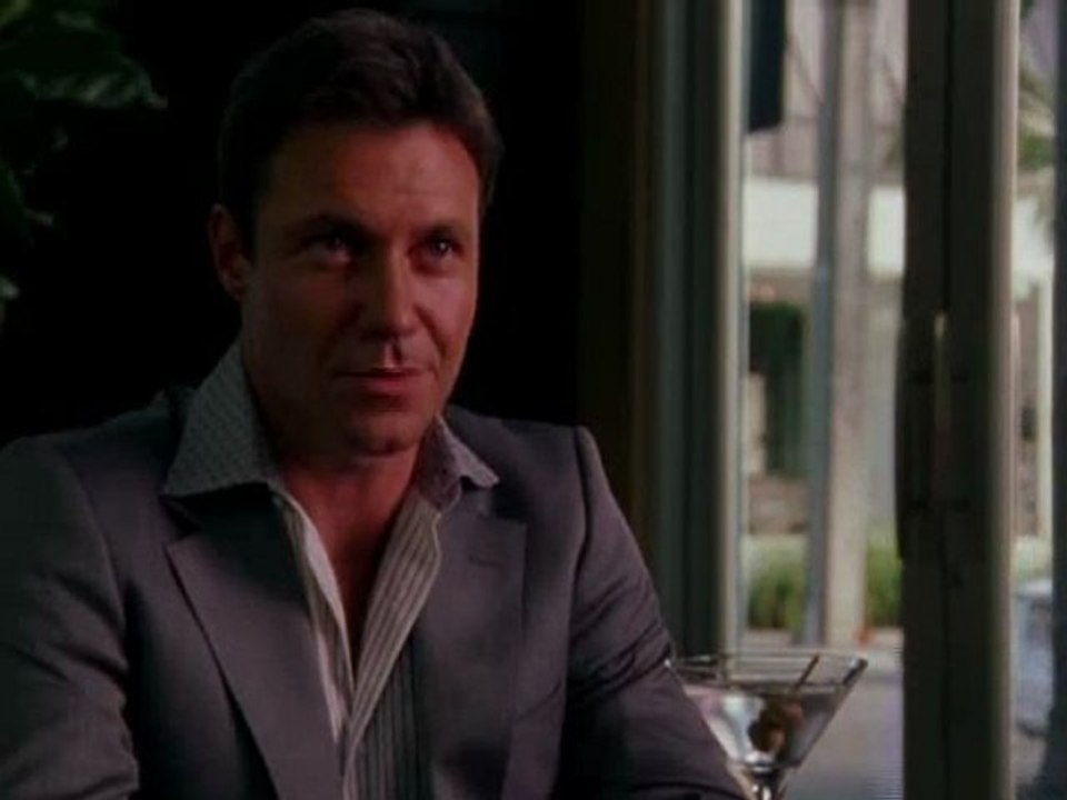 Scene from Burn Notice 2/4– Subtle Clues