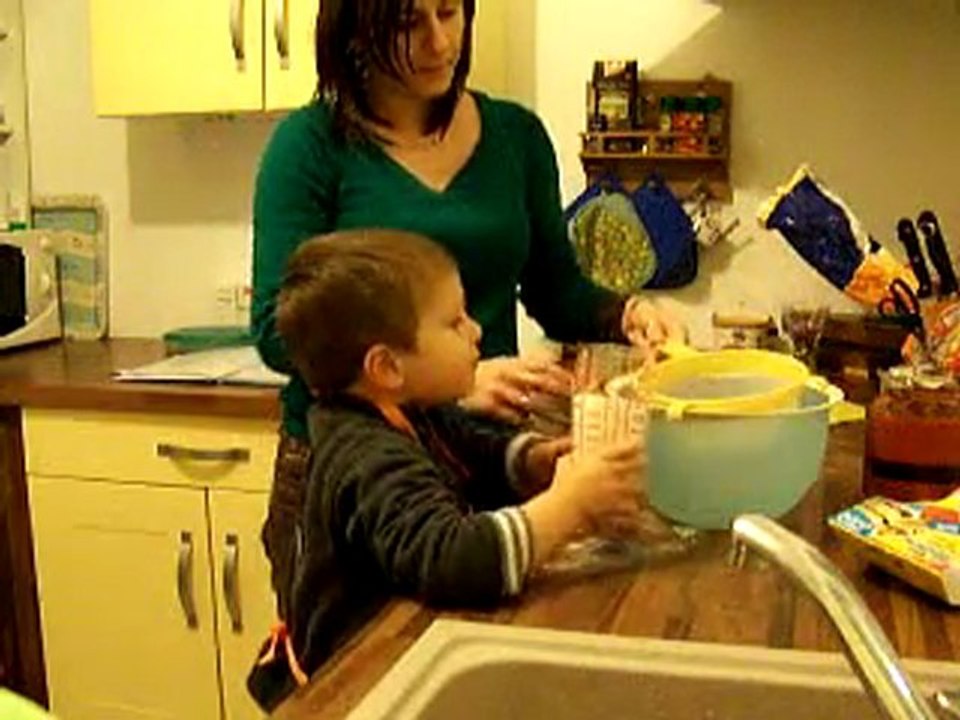 Atelier Crèpe avec Noa Vidéo 1/5