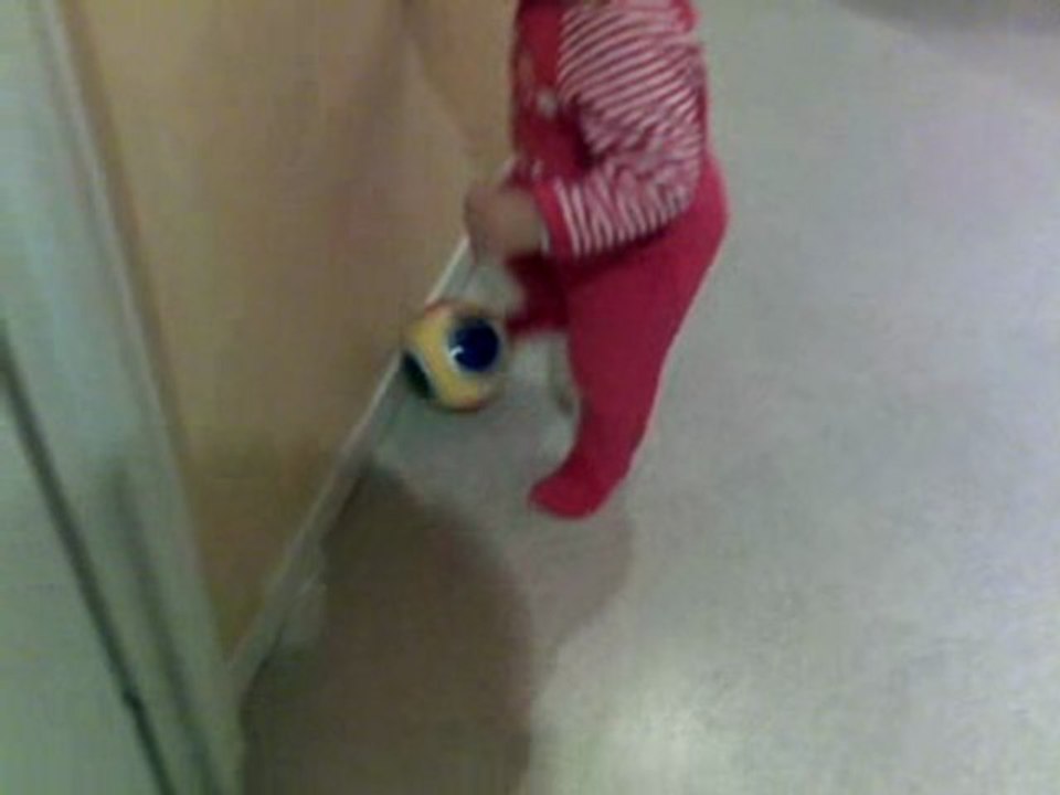 DARELL 13 mois future star du foot