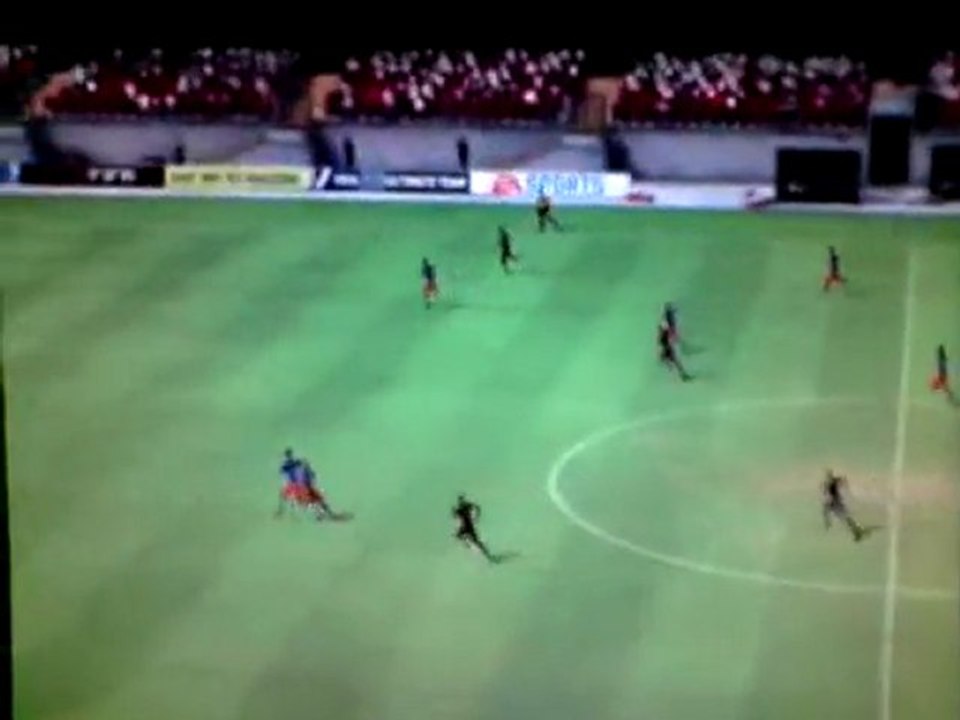 FIFA 10 BUT 40 METRES LOIC REMY (NICE)