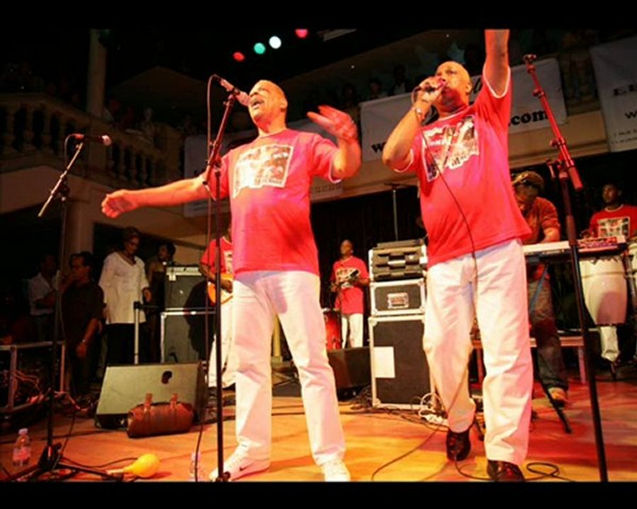 Kompas du sud - Kouté Carnaval 2010 / TROPIKPROD MARTINIQUE