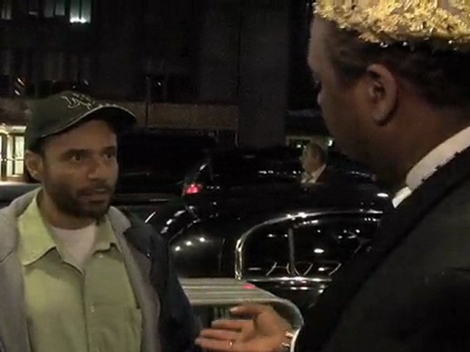 6 of 6 Behind the scenes with the Master .