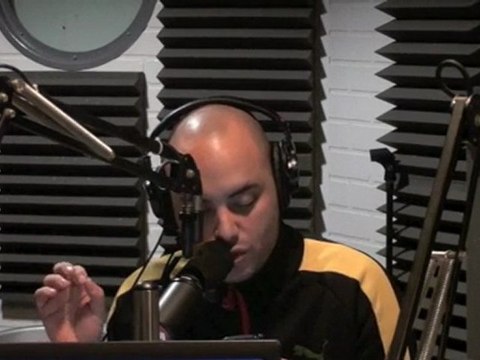 Commandeur Replay sur Ouï Fm n°113 03.02.2010