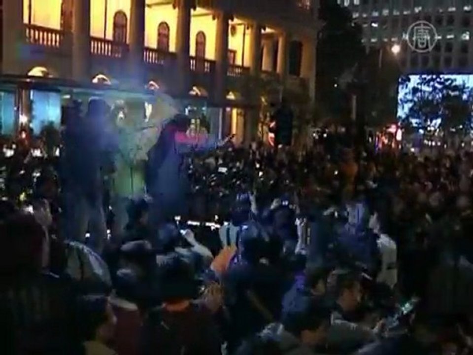 Бурни протести заради ЖП линия