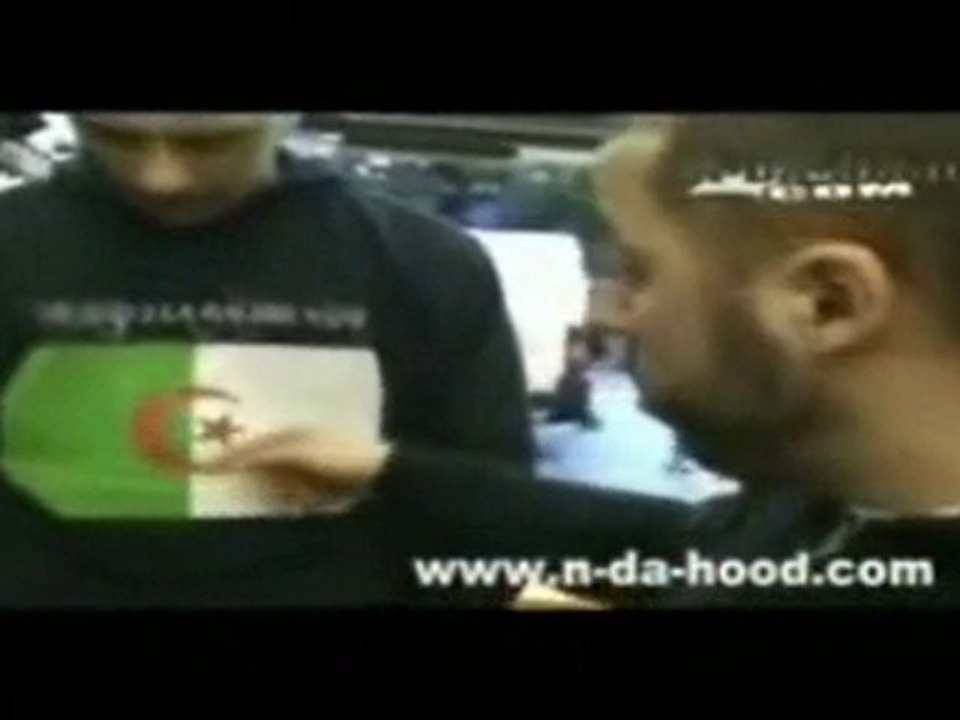 MORSAY veut remplacer le drapeau Français par le drapeau Alg