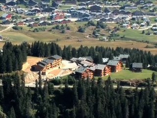 Publicité sur la station des Saisies en été