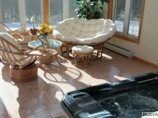 Hudson, New Hampshire real estate & homes - 18 Pinewood Road