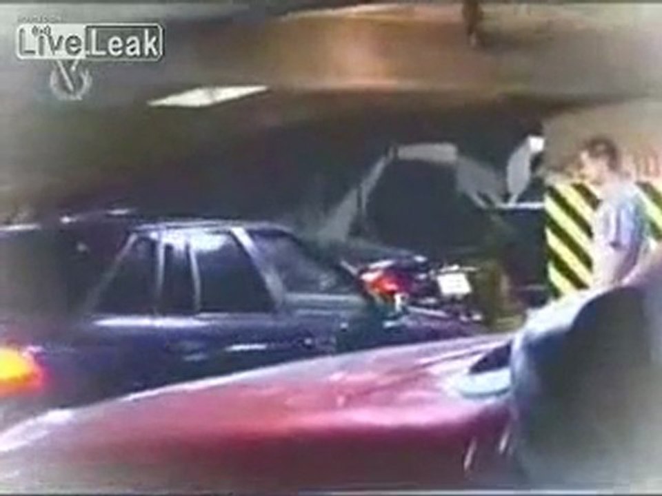 Bu şaka essek sakası.  www.okumas.net