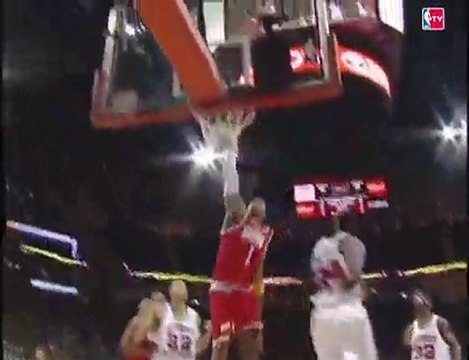 Tracy McGrady Dunk On Pistons'