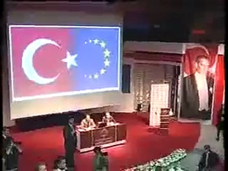 Bakan Egemen Bağış'a Bahçeşehir Üniversitesi'nde Protesto.