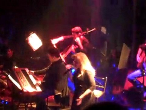 Η Νατάσσα Μποφίλιου στο Σταυρό του Νότου