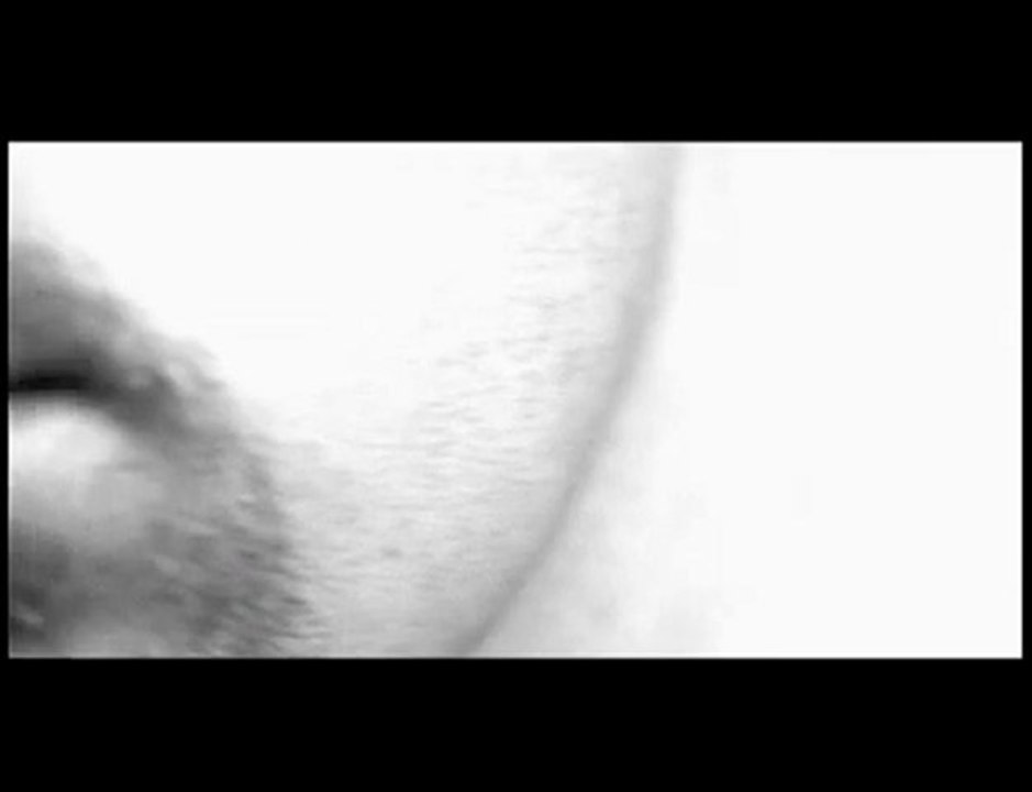 N O A L'attimo Official video