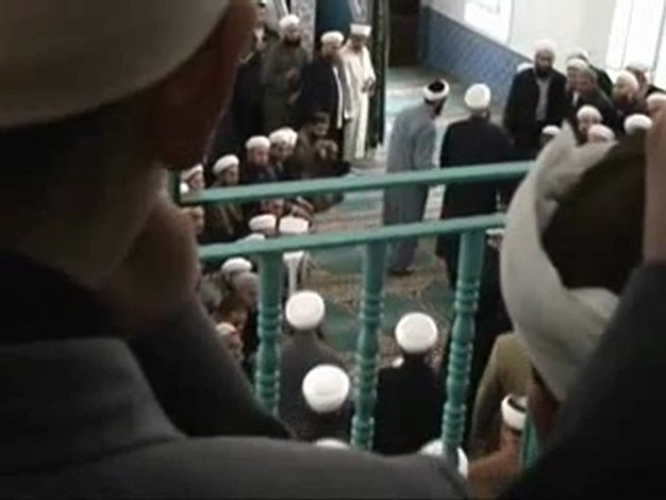 Efendi hz Cuma namazı yeni video,www.ilahi.cc