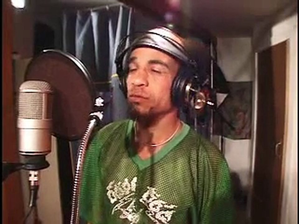 Weapon of Choice/Lonnie Marshall at Hen House Studios