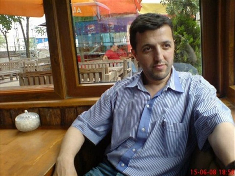 yine güzel bir müslüm gürses kılasiği  piyanist_tanın