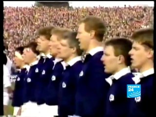 Murrayfield crowd sings "Flower of Scotland" 1990