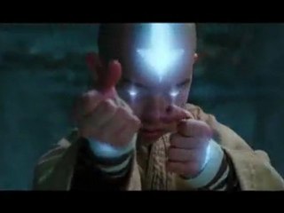 Le dernier maître de l'air - SuperBowl Tv Spot HQ [VO]