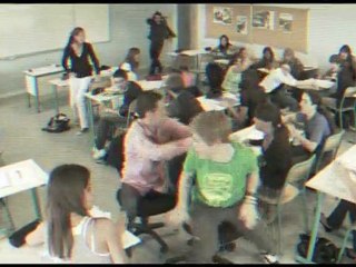 Course de canoë en classe - Tribu Respirando Haute-Loire
