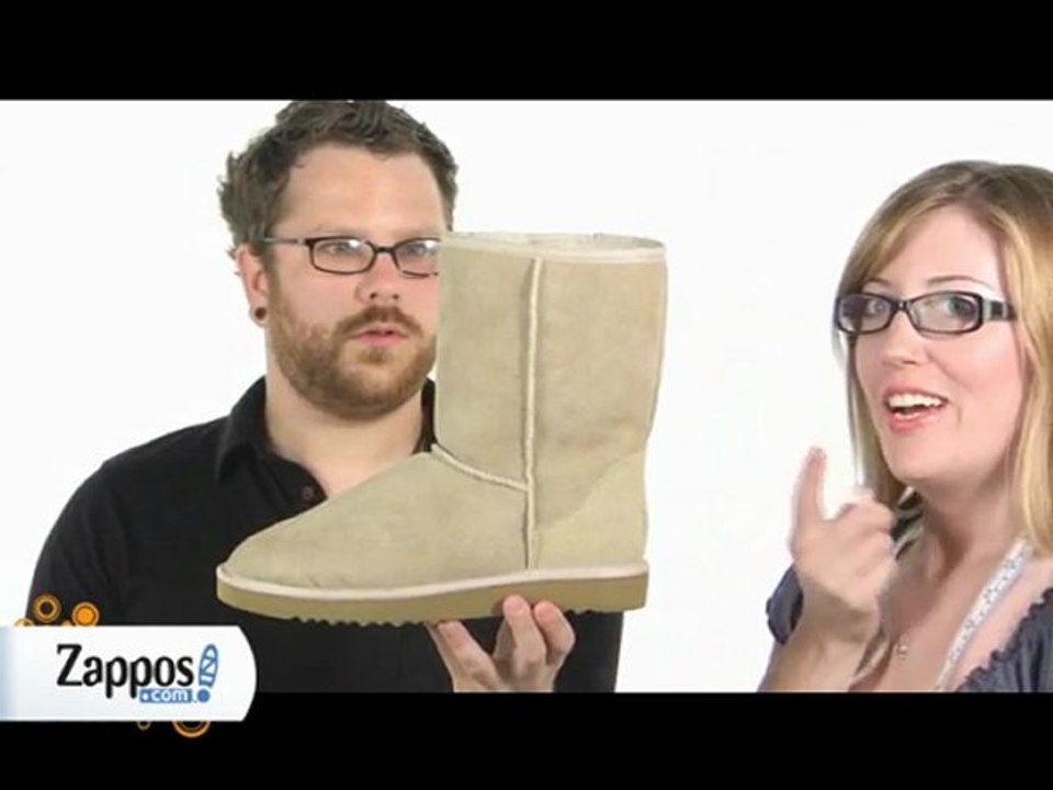 UGG - Classic Short