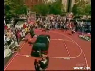 Arabanın üstünden smaç