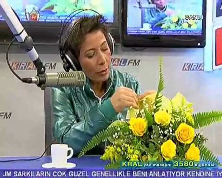 Kral tv-fm de INTIZAR Güllü Sürpriz