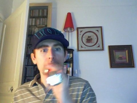 Wiwi égratigne Les petites boules pour la toux