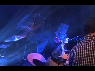 iLiS - Attendez Moi (acoustic) Theatre Essaïon14.12.09